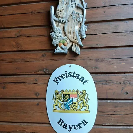 Komfortables-ferienblockhaus-nr-27-56-qm-bis-4-personen-viechtach-jaegerpark